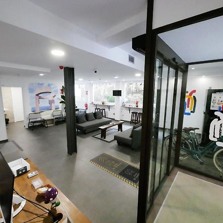 Hotel Myro Хихон Екстериор снимка