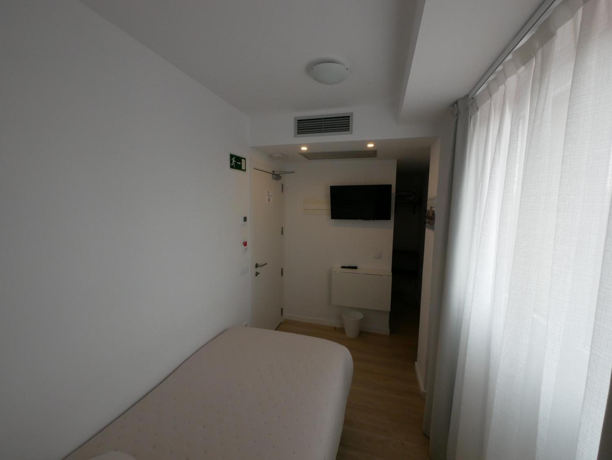 Hotel Myro Хихон Екстериор снимка
