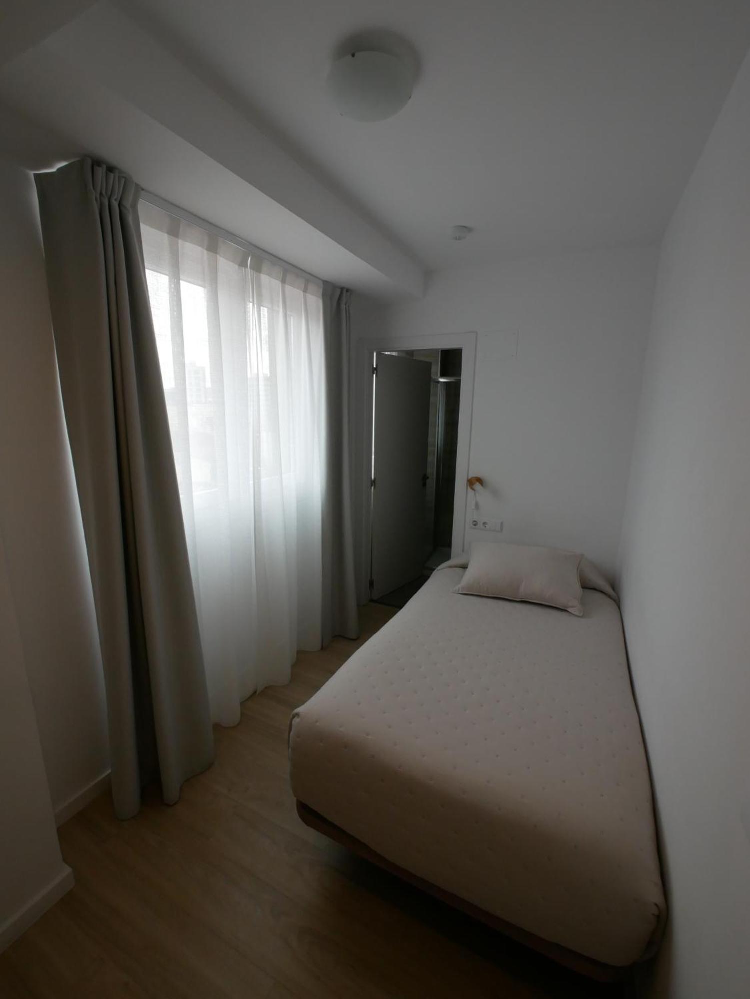 Hotel Myro Хихон Екстериор снимка