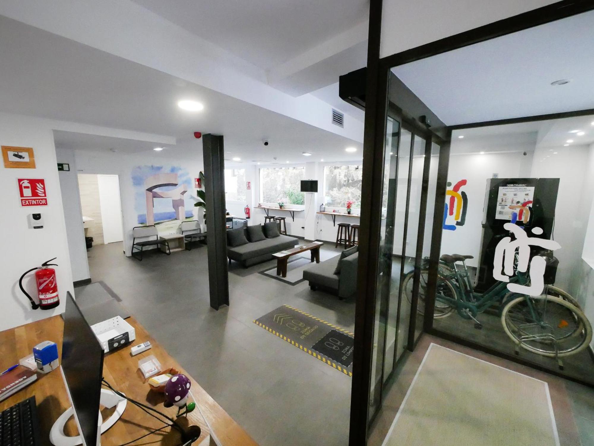 Hotel Myro Хихон Екстериор снимка
